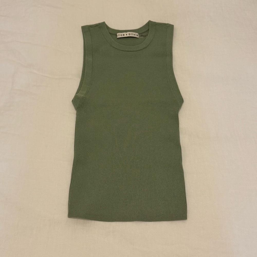 Alice + Olivia Sage Ribbed Tank Top NWOT